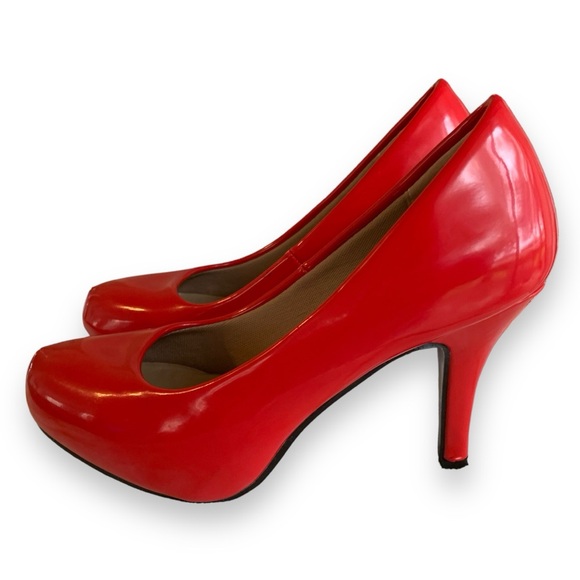 DELICACY RED PLATFORM HEELS/PUMPS. WOMEN’S SIZE 6 - Picture 3 of 5